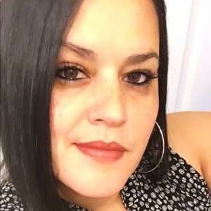 Meet your Posher, Melina